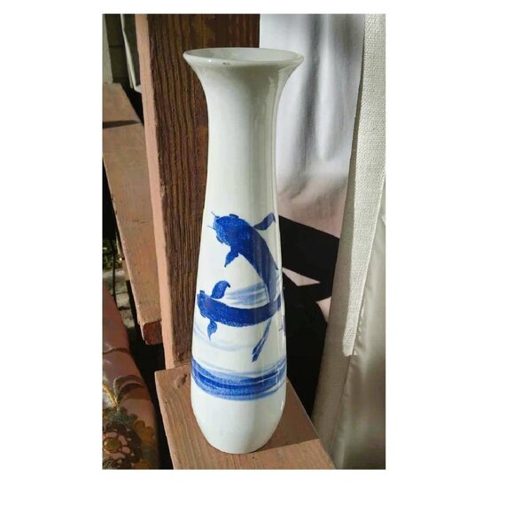Hand Painted Blue & White Koi Fish porcelain vase - Picture 1 of 8